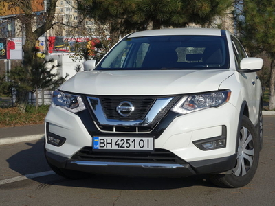 Продам Nissan Rogue в Одессе 2017 года выпуска за 17 700$