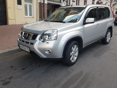 Продам Nissan X-Trail в Киеве 2013 года выпуска за 15 550$