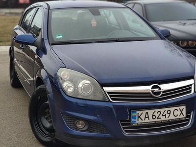 Продам Opel Astra H в Ивано-Франковске 2008 года выпуска за 4 600$