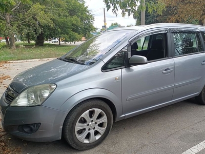 Продам Opel Zafira в Кропивницком 2009 года выпуска за 5 500$