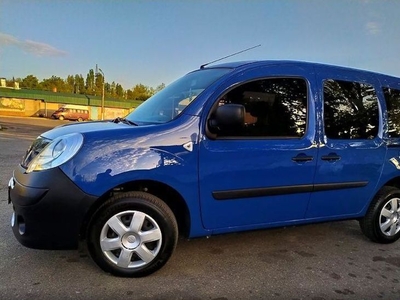 Продам Renault Kangoo пасс. в г. Семеновка, Полтавская область 2009 года выпуска за 2 600$
