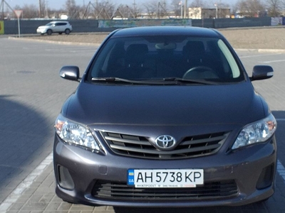 Продам Toyota Corolla в г. Мариуполь, Донецкая область 2011 года выпуска за 8 500$
