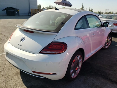 Продам Volkswagen Beetle в Киеве 2019 года выпуска за 3 600$