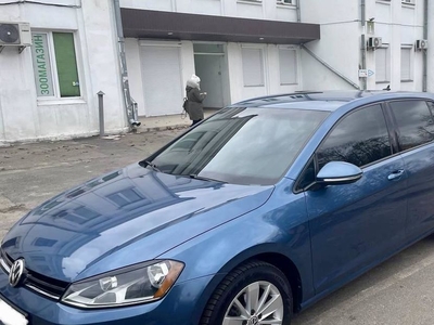 Продам Volkswagen Golf VII SE в Киеве 2015 года выпуска за 12 900$