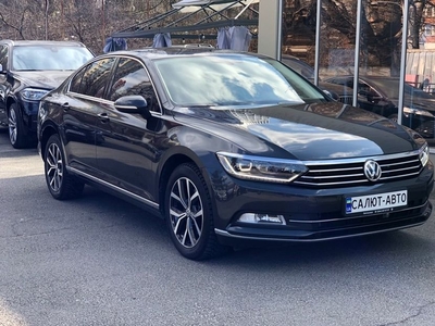 Продам Volkswagen Passat B8 2.0TDI Highline в Киеве 2018 года выпуска за 32 500$