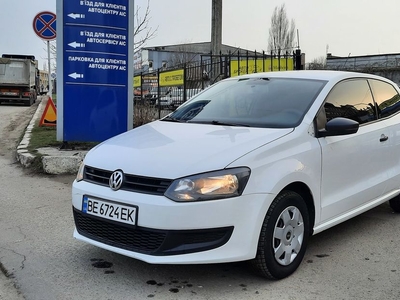 Продам Volkswagen Polo Comfortline в Николаеве 2014 года выпуска за 6 500$