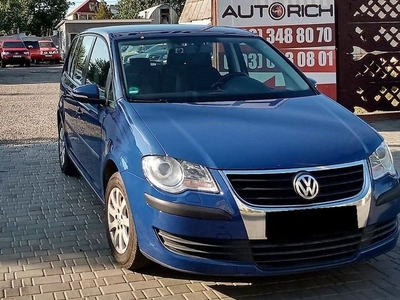Продам Volkswagen Touran в Николаеве 2010 года выпуска за 9 300$
