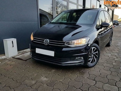 Продам Volkswagen Touran в Киеве 2018 года выпуска за 35 000$