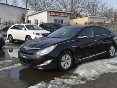 Продам Hyundai Sonata hybrid в Одессе 2013 года выпуска за 11 700$