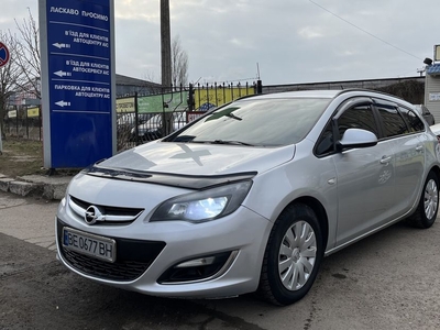 Продам Opel Astra J TDI в Николаеве 2013 года выпуска за 7 800$