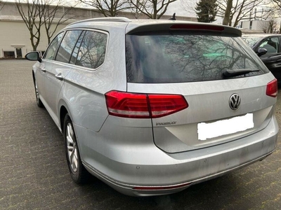 Продам Volkswagen Passat B8 в Киеве 2018 года выпуска за 13 800$
