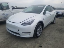 Продам Tesla Model Y в Киеве 2021 года выпуска за 35 000$