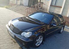 Продам Mercedes-Benz C-Class в Ужгороде 2001 года выпуска за 5 000$