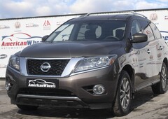 Продам Nissan Pathfinder SV в Черновцах 2016 года выпуска за 19 500$
