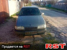 Продам Opel Vectra A в Харькове 1990 года выпуска за 1 900$