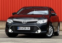 Продам Toyota Camry Official в Одессе 2015 года выпуска за 17 000$
