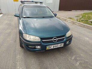 Opel Omega 2.0 16v
