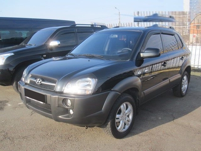 Продам Hyundai Tucson 2.0 MT 4WD (142 л.с.), 2008