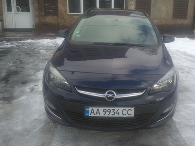 Продам Opel Astra 1.7 CDTI MT (110 л.с.), 2013