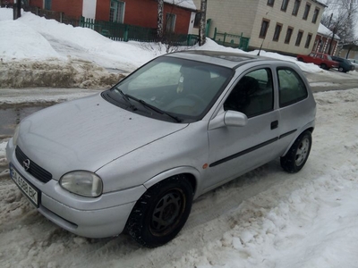 Продам Opel Corsa 1.0 MT (54 л.с.), 1999