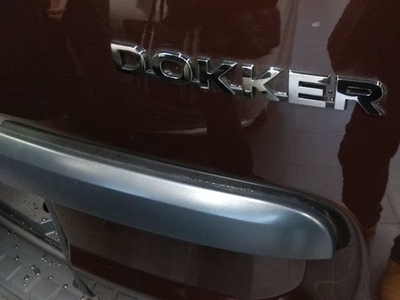 Продам Renault Dokker 1.6 MT (82 л.с.), 2014