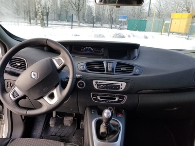 Продам Renault Scenic 1.6 dCi MT (130 л.с.), 2012