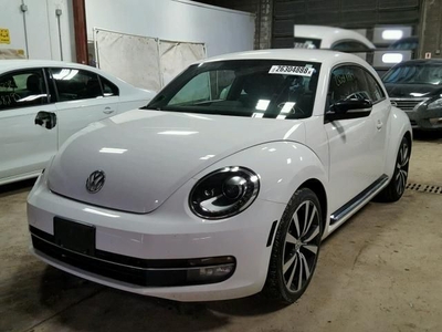 Продам Volkswagen Beetle 2.0 TSI DSG Basis (210 л.с.), 2012