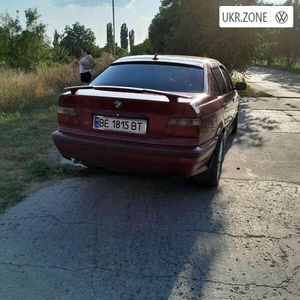BMW 3 серия 1992