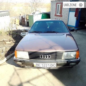 Audi 100 1983