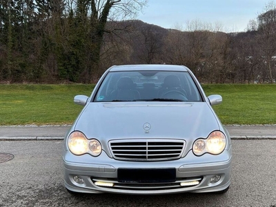 Продам Mercedes-Benz C-Class в г. Чоп, Закарпатская область 2006 года выпуска за 1 500$