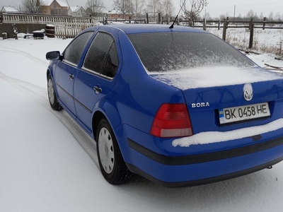 Продам Volkswagen Bora в г. Рокитное, Ровенская область 2000 года выпуска за 4 300$