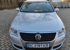 Продам Volkswagen Passat B6 1.6 tdi. Comfort Line. 2010 в Львове 2010 года выпуска за 8 299$