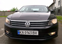 Продам Volkswagen Passat B8 в Киеве 2015 года выпуска за 13 750$