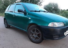 Продам Fiat Punto Xs в Харькове 1998 года выпуска за 2 500$