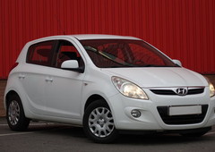 Продам Hyundai i20 в Одессе 2009 года выпуска за 5 100$