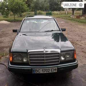 Mercedes-Benz E-Класс 1988