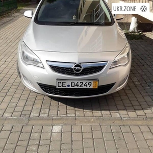 Opel Astra 2011