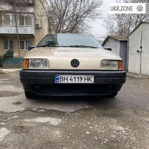 Volkswagen Passat III (B3) 1989
