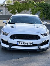 Продам Ford mustang 2016