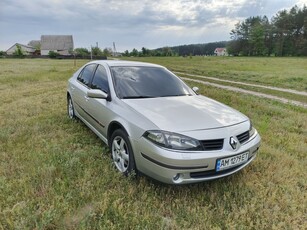 Renault Laguna 2 1.9 дизель 130 к.с. 2005 хетчбек