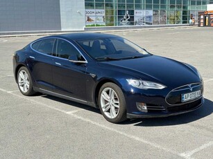 Tesla Model S 2015 Запас ходу 400 км Обмін/Розстрочка п внесок 5400$