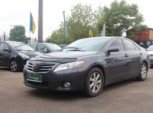 Продам Toyota Camry в Одессе 2011 года выпуска за 8 900$