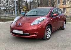 Продам Nissan Leaf в Николаеве 2015 года выпуска за 12 100$
