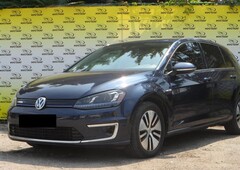 Продам Volkswagen e-Golf 24 кВт в Днепре 2016 года выпуска за 18 300$