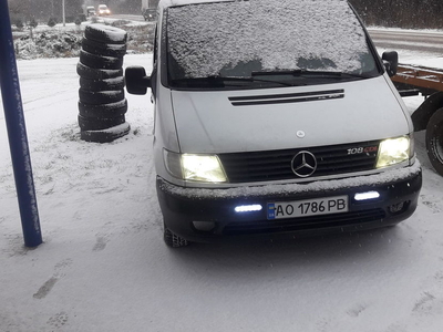 Продам Mercedes-Benz Vito пасс. в Ужгороде 2000 года выпуска за 5 900$