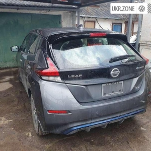 Nissan Leaf II (ZE1) 2021