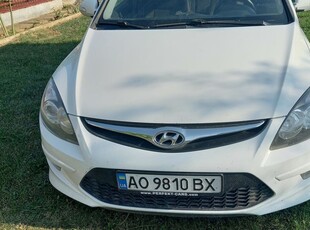 Продам Hyundai i30 в г. Берегово, Закарпатская область 2011 года выпуска за 7 350$
