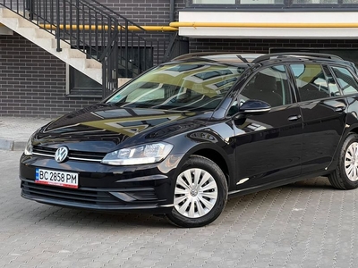 Продам Volkswagen Golf VII Рідна фарба Огляд м Львів в Львове 2018 года выпуска за 14 300$