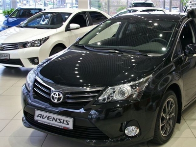Продам Toyota Avensis 1.8 CVT (147 л.с.), 2015