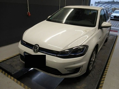 Продам Volkswagen e-Golf в Львове 2020 года выпуска за 14 300$